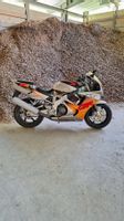Honda CBR 900RR SC28