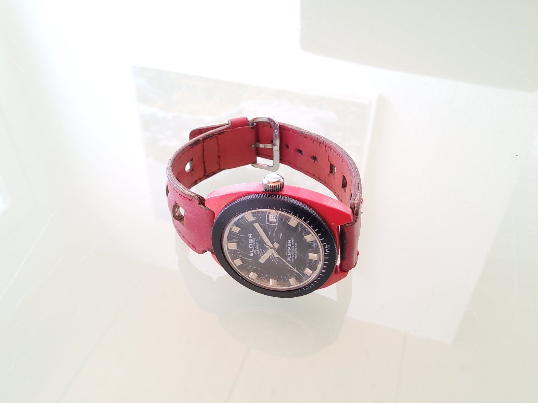 Montres: Montre bracelet Eloga Flipper  – D'occasion à Malleray par Broc-Mo