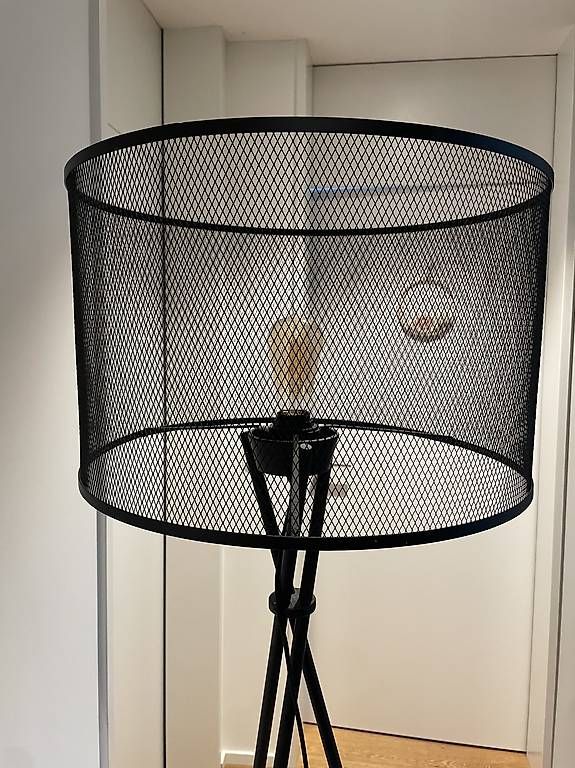 Lampade: Stehlampe - kaum gebraucht – Usato da Küsnacht ZH venduto da jjaeger89 1