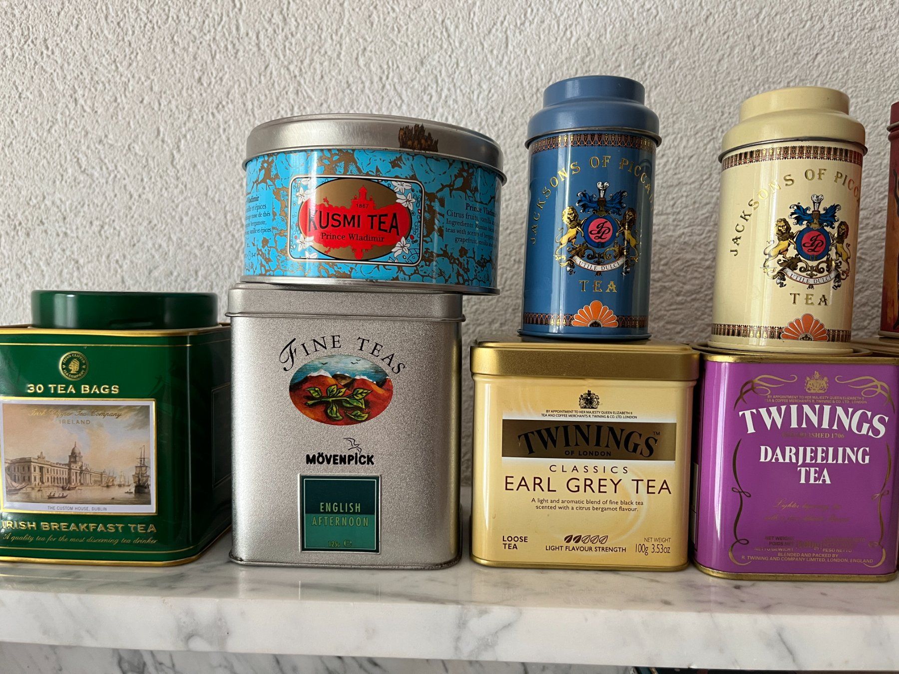 Autres décorations & accessoires: 30 Teedosen  Blechdosen – D'occasion à Lützelflüh-Goldb par Fresu8 4
