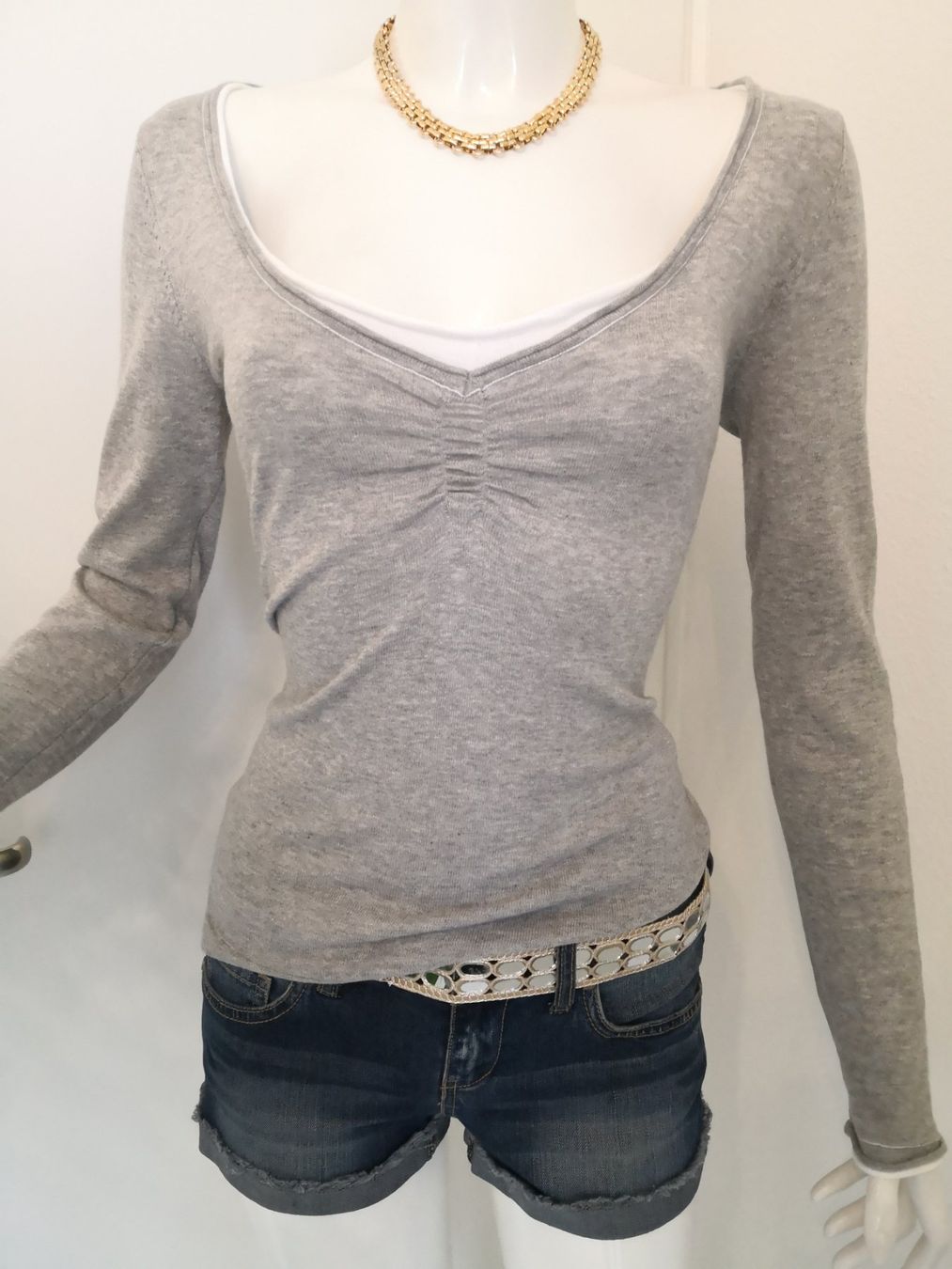 Mango Maglioni & Felpe: 🤩MANGO STRICK-PULLOVER GRAU V-SCHNITT MIT BORD WEISS – Nuovo (secondo la descrizione) da Olten venduto da Naja-Twins-Twins 4