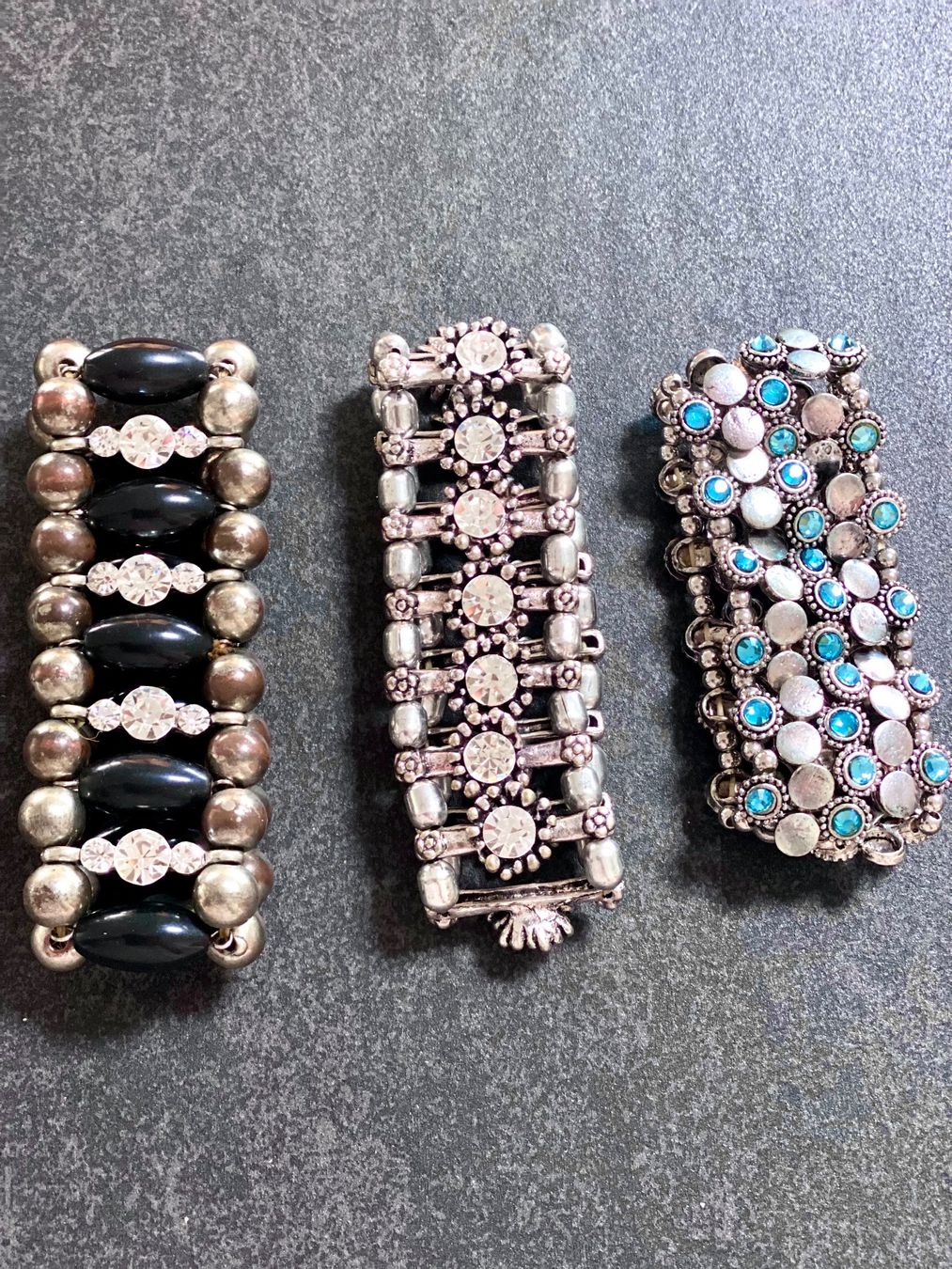Armbänder & -reifen: 3 Bracelets élastique 1-2-3 – Gebraucht aus Porrentruy von SYANKA 9