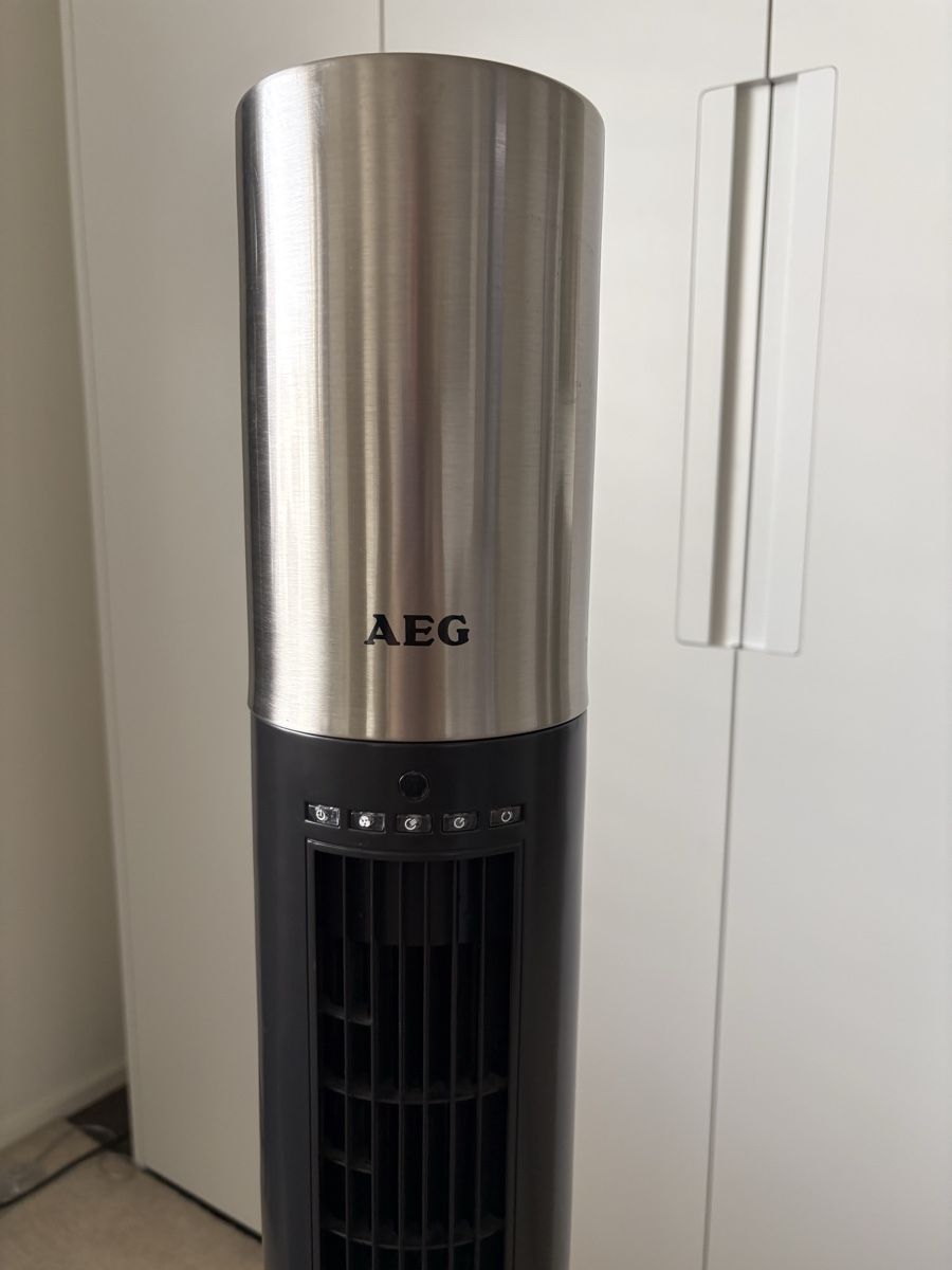 Ventilatori: AEG Ventilator. Säulen-/Tower-Ventilator – Usato da Zürich venduto da Tilo-blue 1