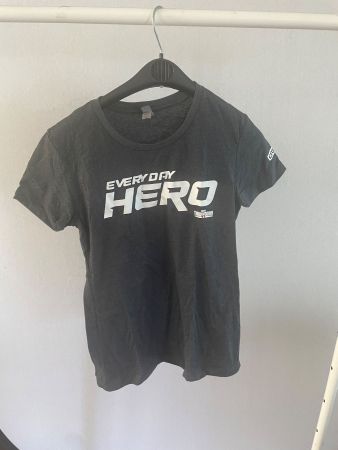 Coole Next Level T-Shirt, Grau, Damen Grösse M, neu!