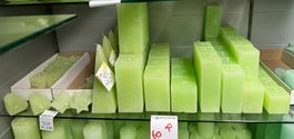 060 Posten Raureif Kerzen salbei aus Liquidation