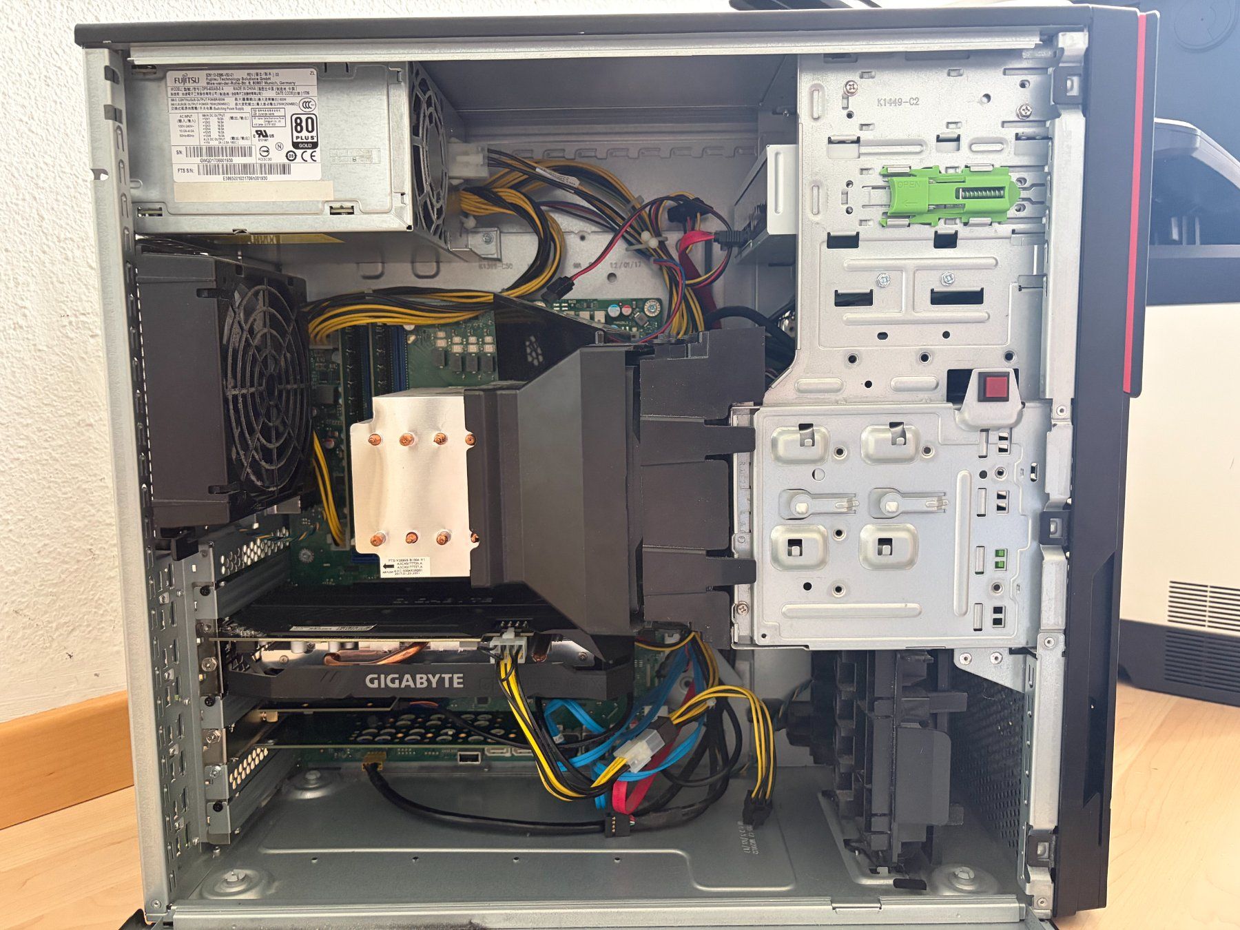 Fujitsu PCs: Workstation/Gaming PC | Intel Xeon | 32GB RAM |GTX 1660|WLAN – Gebraucht aus Herisau von Cookpeece 1
