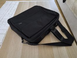 Wie neu!! Elegante Laptoptasche 15.6 / 16 Zoll