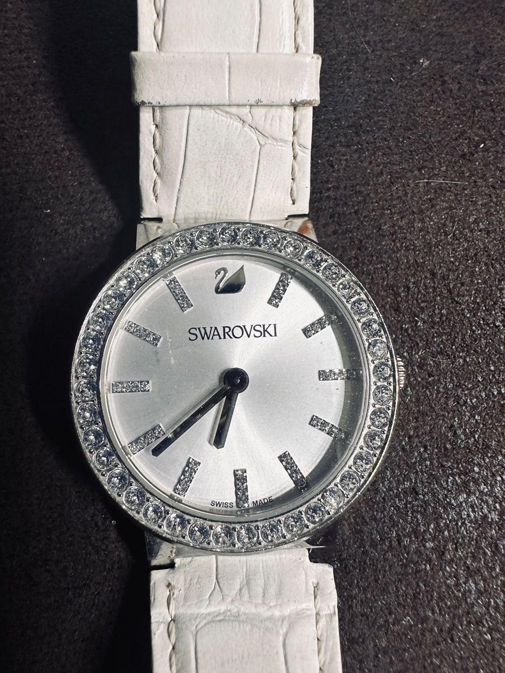 Swarovski Bracciali & Braccialetti: Swarovski Armbanduhr – Usato da Neuenegg venduto da Kartel11