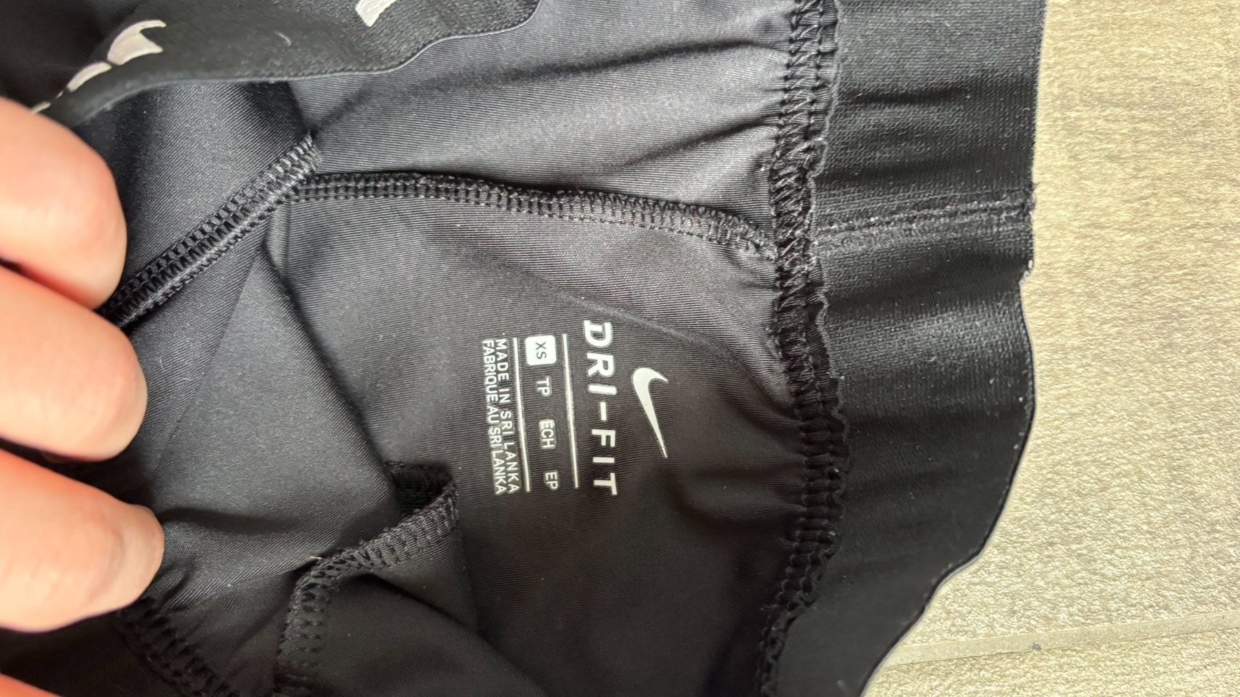 Nike Leggings: Nike Trainingsleggings – Usato da Biel/Bienne venduto da jac_pw5y 1