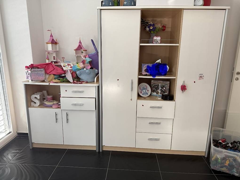 Armadi: Kinderschrank – Usato da Roggwil BE venduto da Ronaja