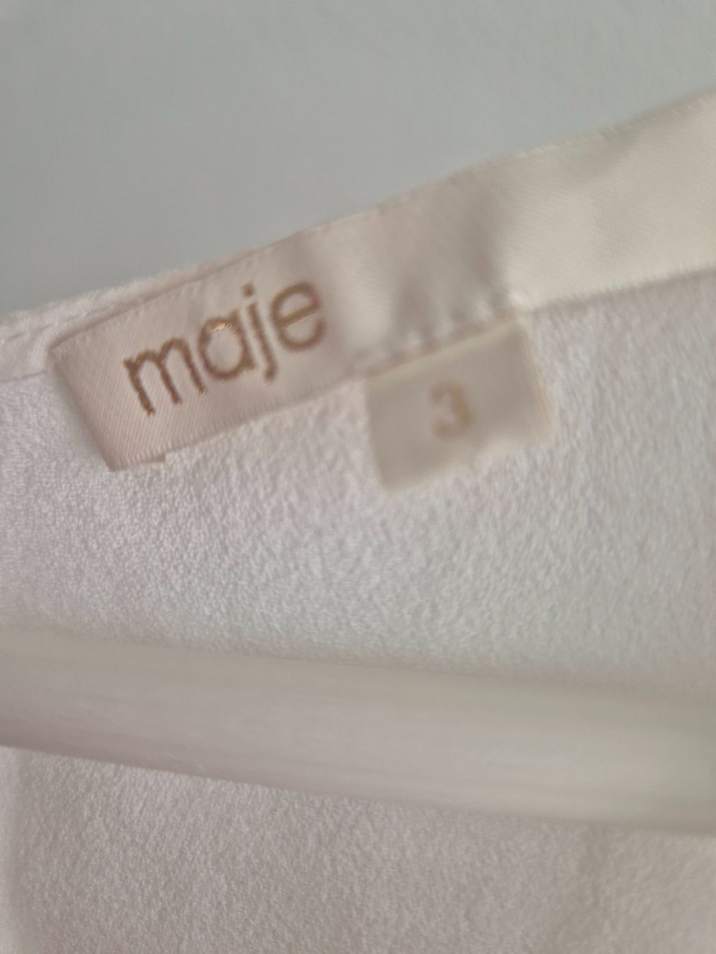 Maje Vestiti: Kleid Maje Gr.3 (M) – Usato da Küssnacht am rigi venduto da xxmajda 2