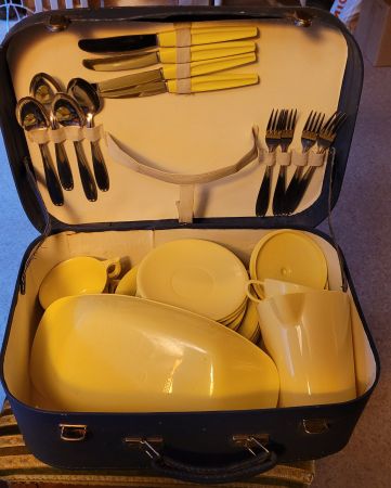 Picknick-Koffer - original vintage - vollständig