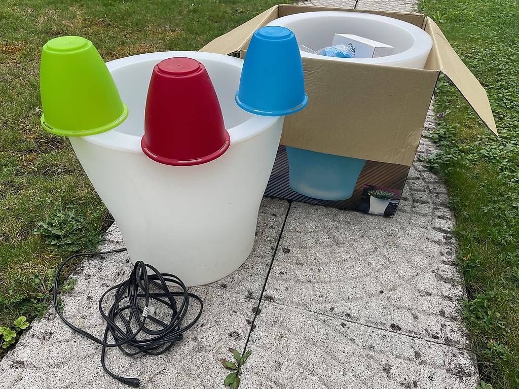 Coop Vasi per fiori: Pflanzgefäss mit Licht – Nuovo (secondo la descrizione) da Aarau Rohr venduto da Konik26 2