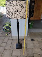 Schöne Stehlampe