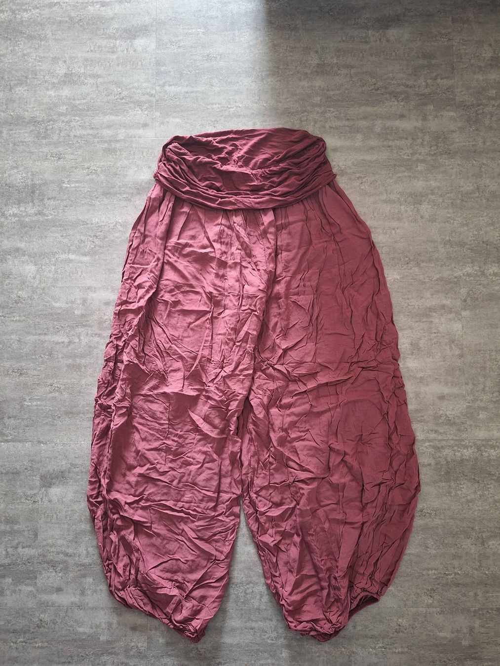 Pantalons: 3 Harem Pants elastisch – Neuf (Voir description) à Grenchen par LadyCalis 3