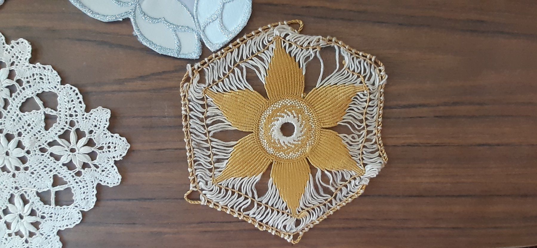 Altra biancheria da tavola: Lot Deckchen Vintage – Usato da Mörschwil venduto da wunderkiste44 2