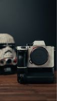 Sony Alpha 7R III ILCE-7RM3 Kamera mit Btteriegriff