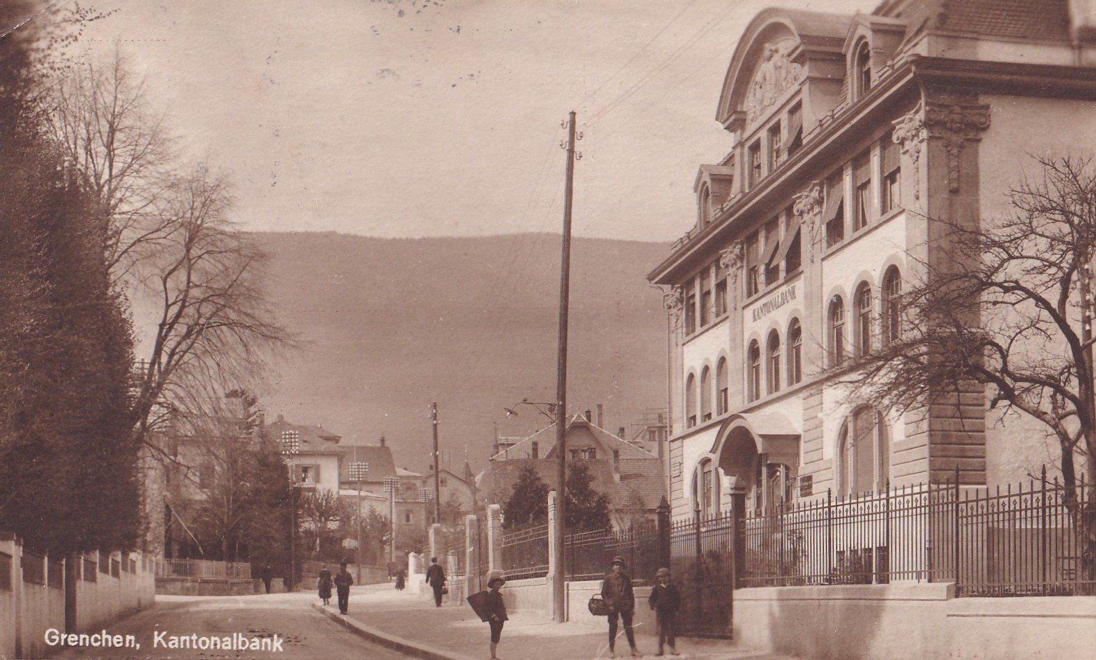 Cartes postales: Grenchen Kantonalbank – D'occasion à Olten par clotaldi