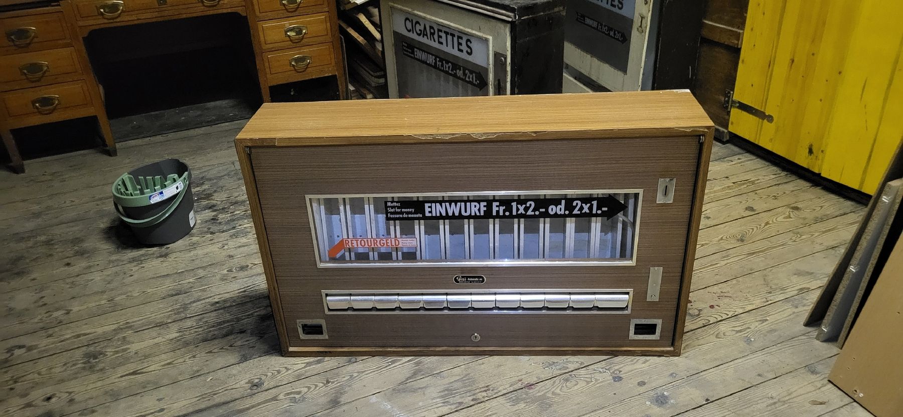 Altro per Gastronomia & Hotel: Zigarettenautomat zu verkaufen – Difettoso da Neuhausen venduto da Lsdr77