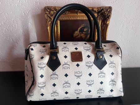 MCM Vintage Tasche Weiss Schwarz mit Ledergriffen
