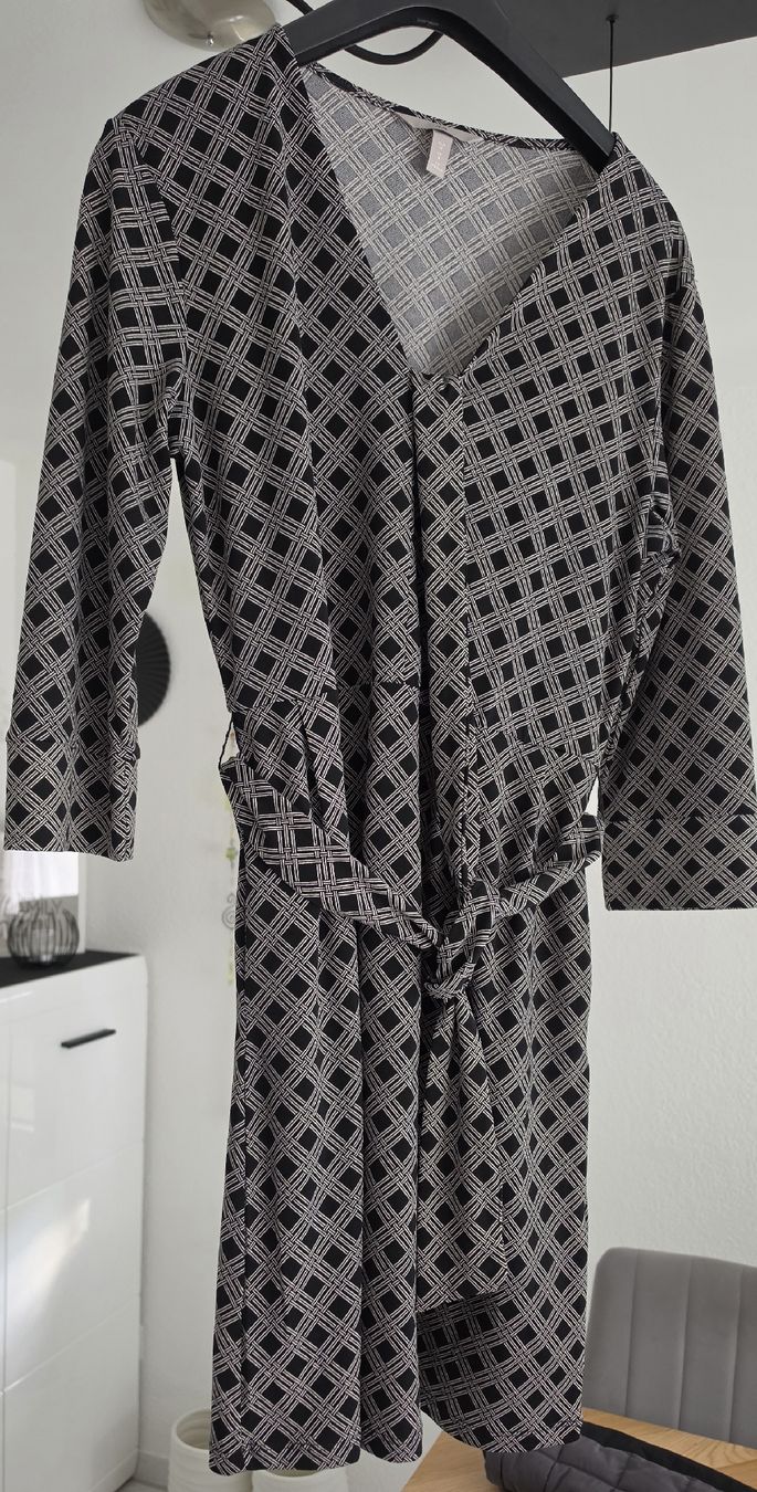 H&M Vestiti: schönes Kleid mit Mustern - Gr M – Usato da Bubendorf venduto da mir_v5hh 3