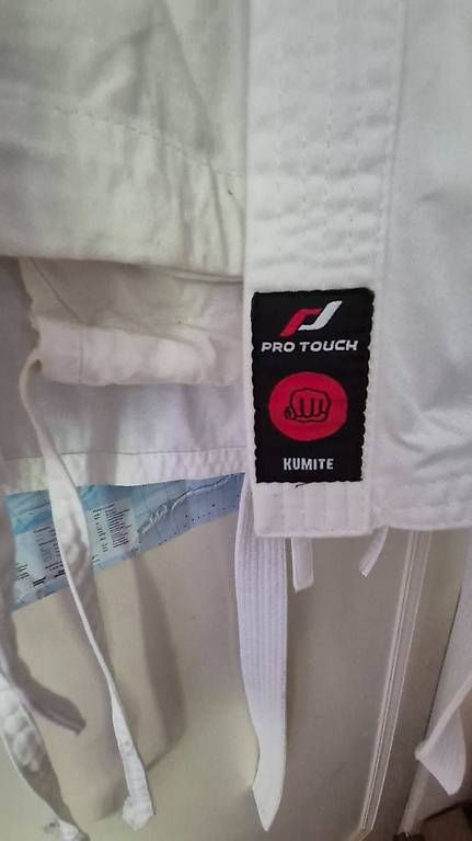 Kimono: Karate Anzug plus Gürtel weiss Gr.3/160 – Usato da Zuerich venduto da Moysy 1