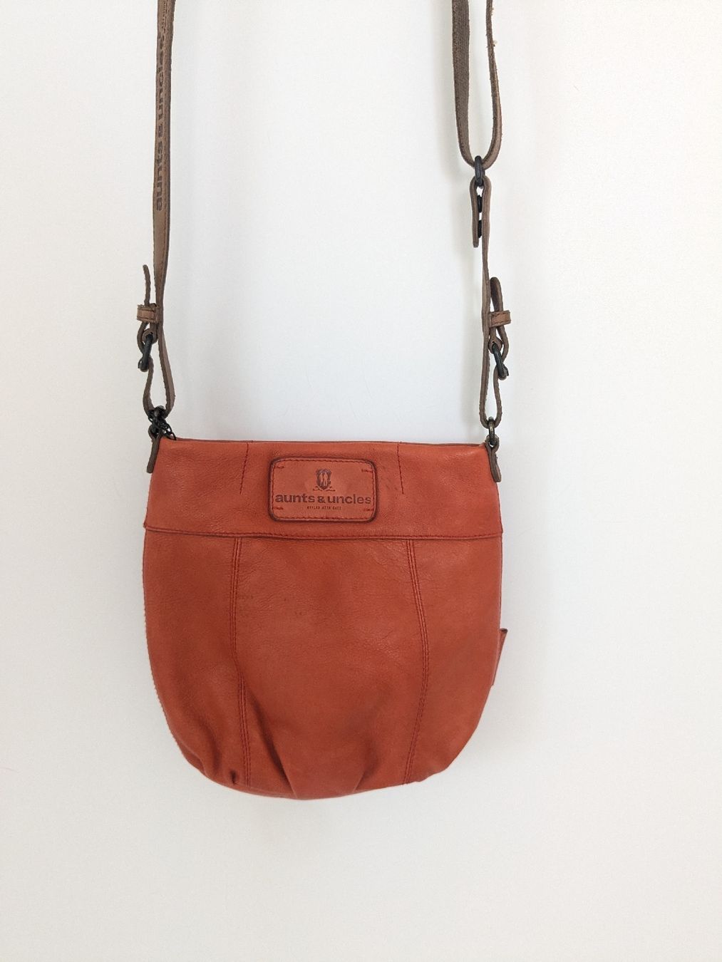 Aunts & Uncles Borse da donna: Tasche aunts & uncles Leder orange  – Usato da Rorschach venduto da olg_5qq2