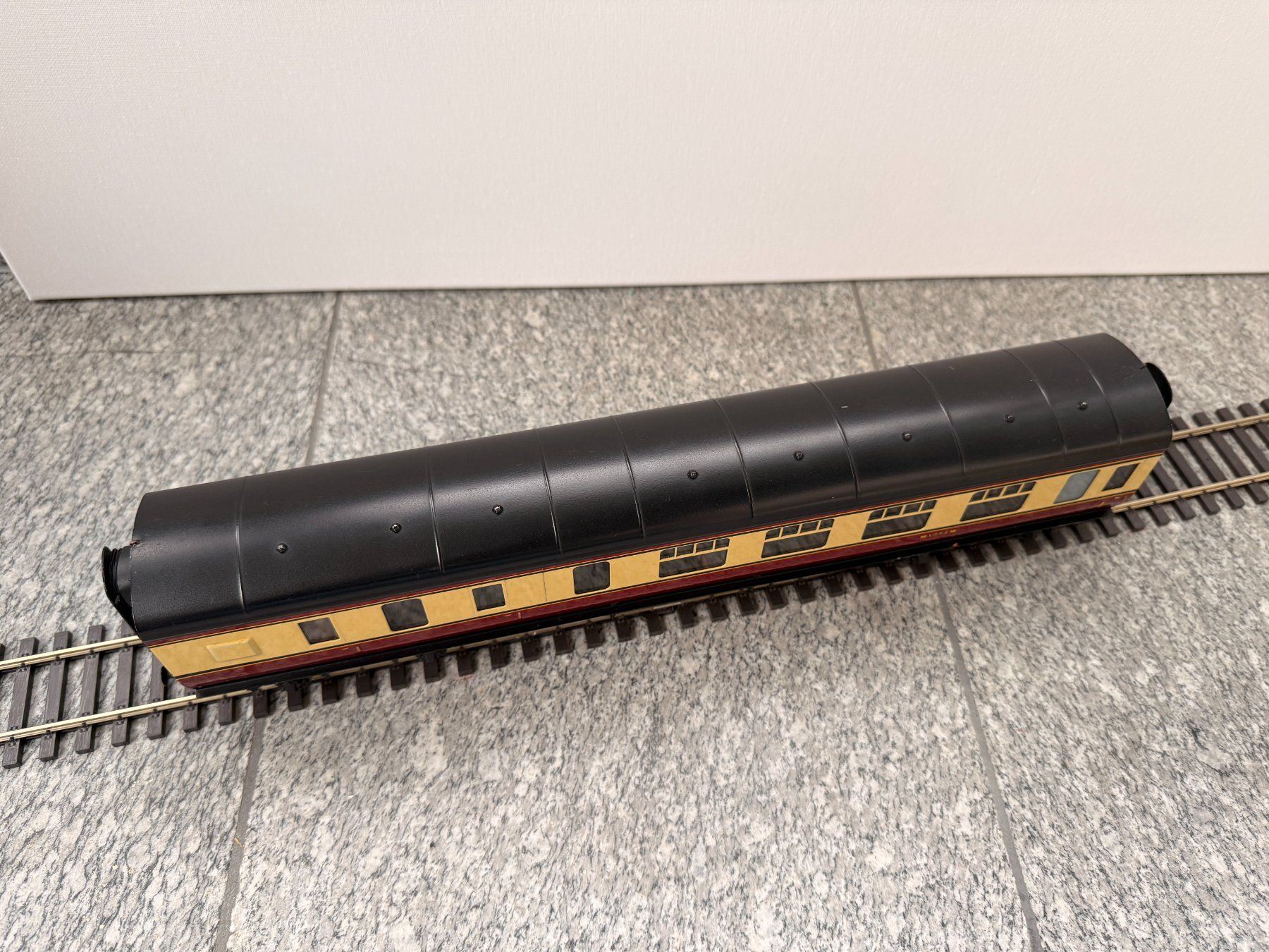 Modelleisenbahnen: Exley - 0 - British Railway 3.Klasse Bremserwagen – Gebraucht aus Hergiswil NW von E646.060 2