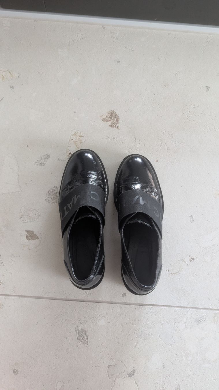 Chaussures femmes: Schuhe Damen Schwarz Lack – Neuf (Voir description) à Sursee par janaasch 3