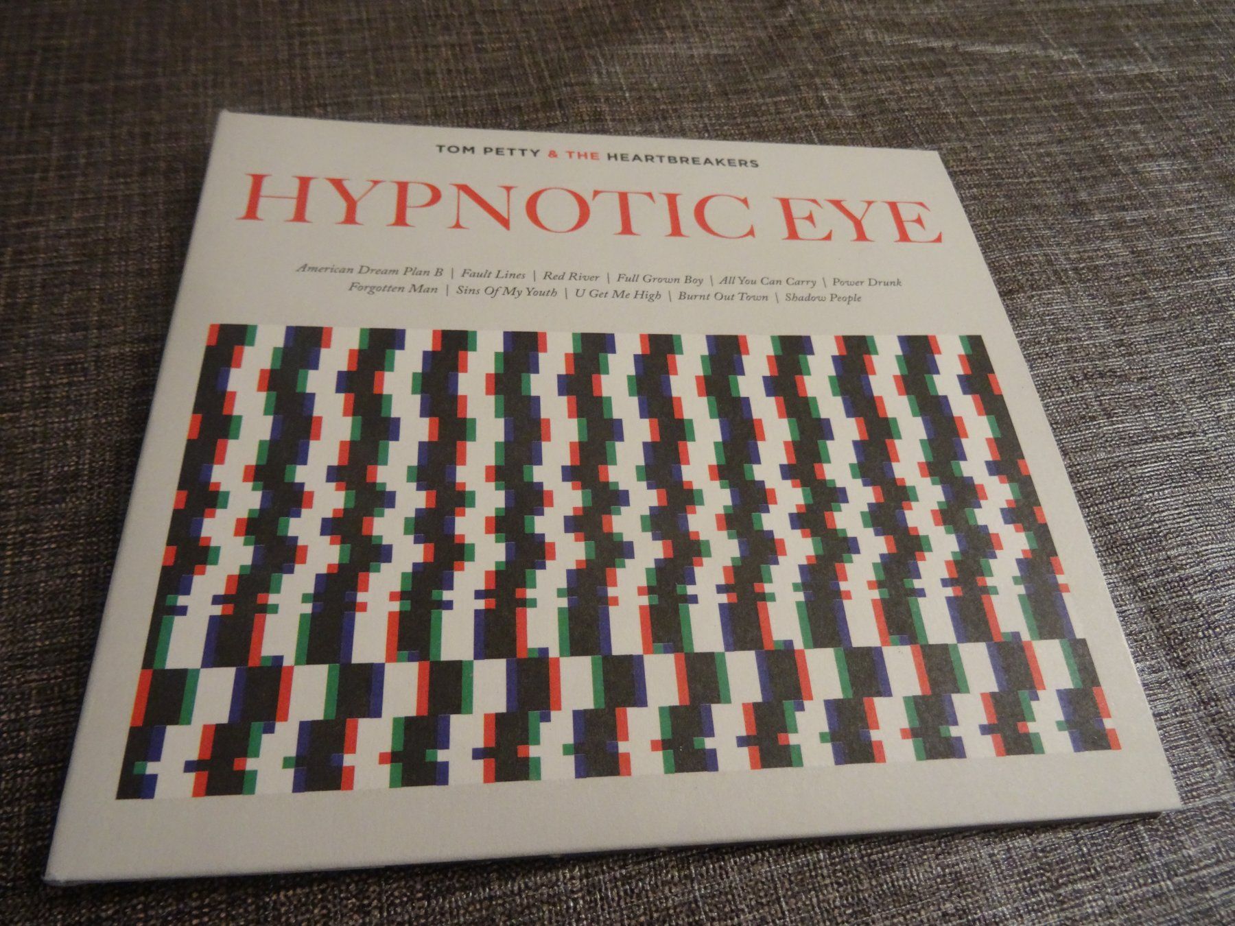 CDs: Tom Petty & The Heartbreakers Hypnotic Eye CD – Gebraucht aus Olten von Disc-Ausverkauf