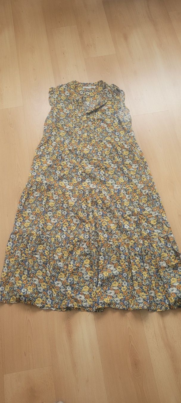 Vestiti: Schönes Kleid Gr.L von SFERA – Nuovo (secondo la descrizione) da Schöfflisdorf venduto da CrRG21