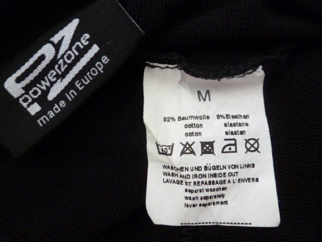 Pantaloni: Shorts schwarz – Nuovo (secondo la descrizione) da Luzern venduto da Ankerli 1