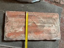 Tegola antica in terracotta, usata, 41x21cm
