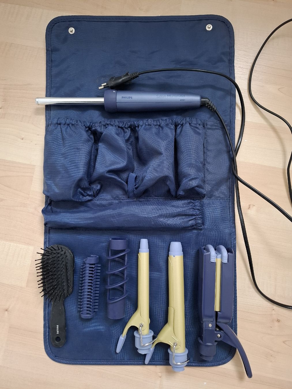 Philips Lockenstäbe & Haarglätter: Set Lockenstab und Haarglätter Philips, Versand möglich – Neu (gemäss Beschreibung) aus Neuenhof von summer_25 1