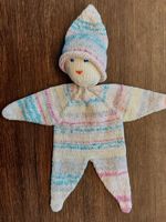 handgestrickte Puppe für Babys aus Wolle neu