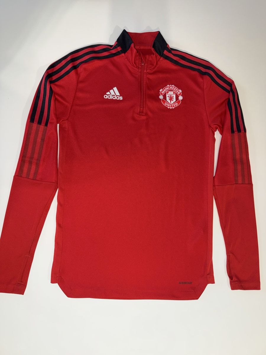 Adidas Canottiere & Pantaloni: Maillot de foot Manchester S – Usato da Cologny venduto da PEACEANDLOVE