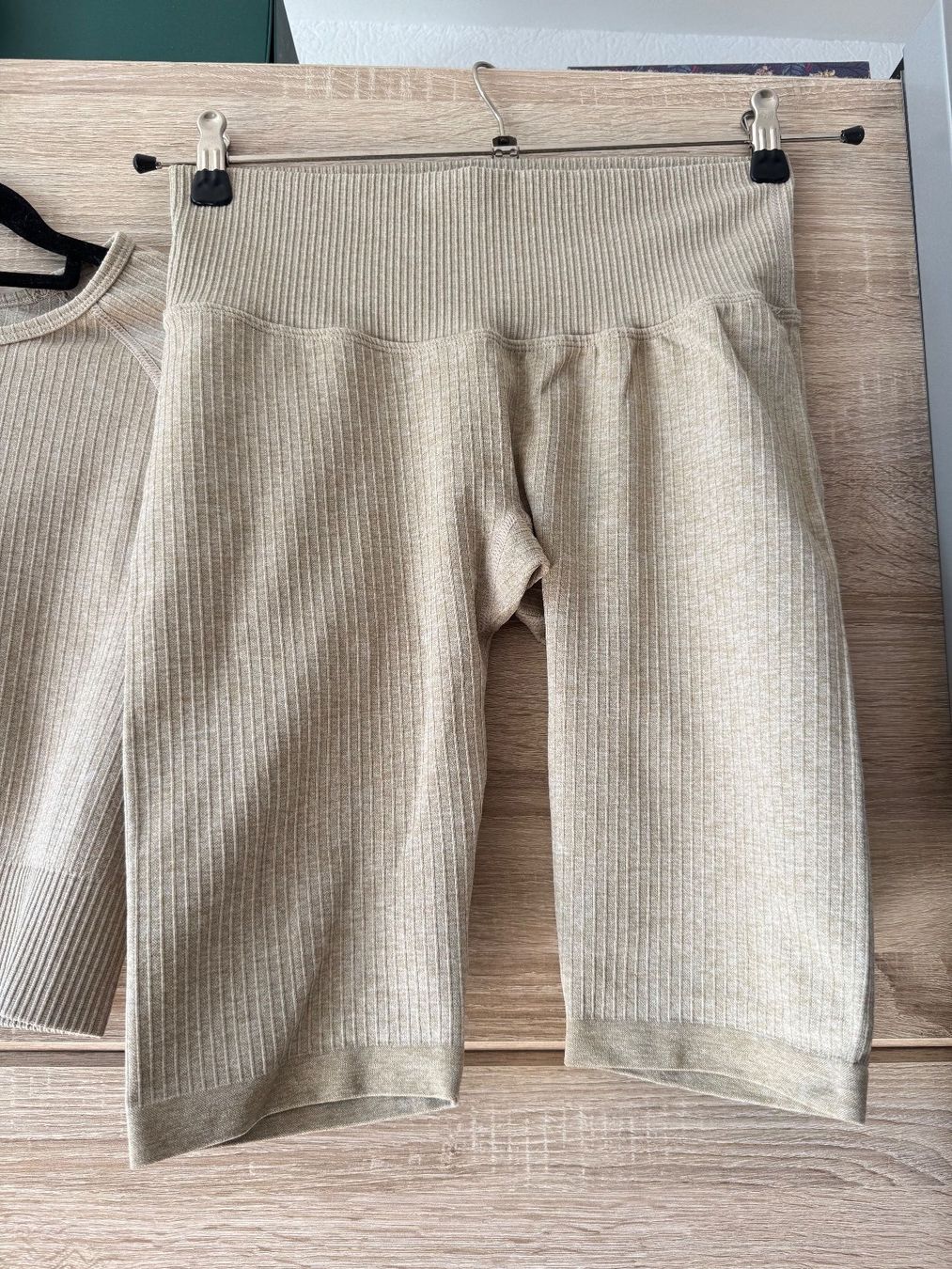 H&M Kleiderpakete: Set de sport beige – Neu (gemäss Beschreibung) aus Montreux von Izapeche811 2