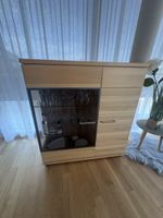 Vitrinenschrank Holz hell mit Glastür neuwertig