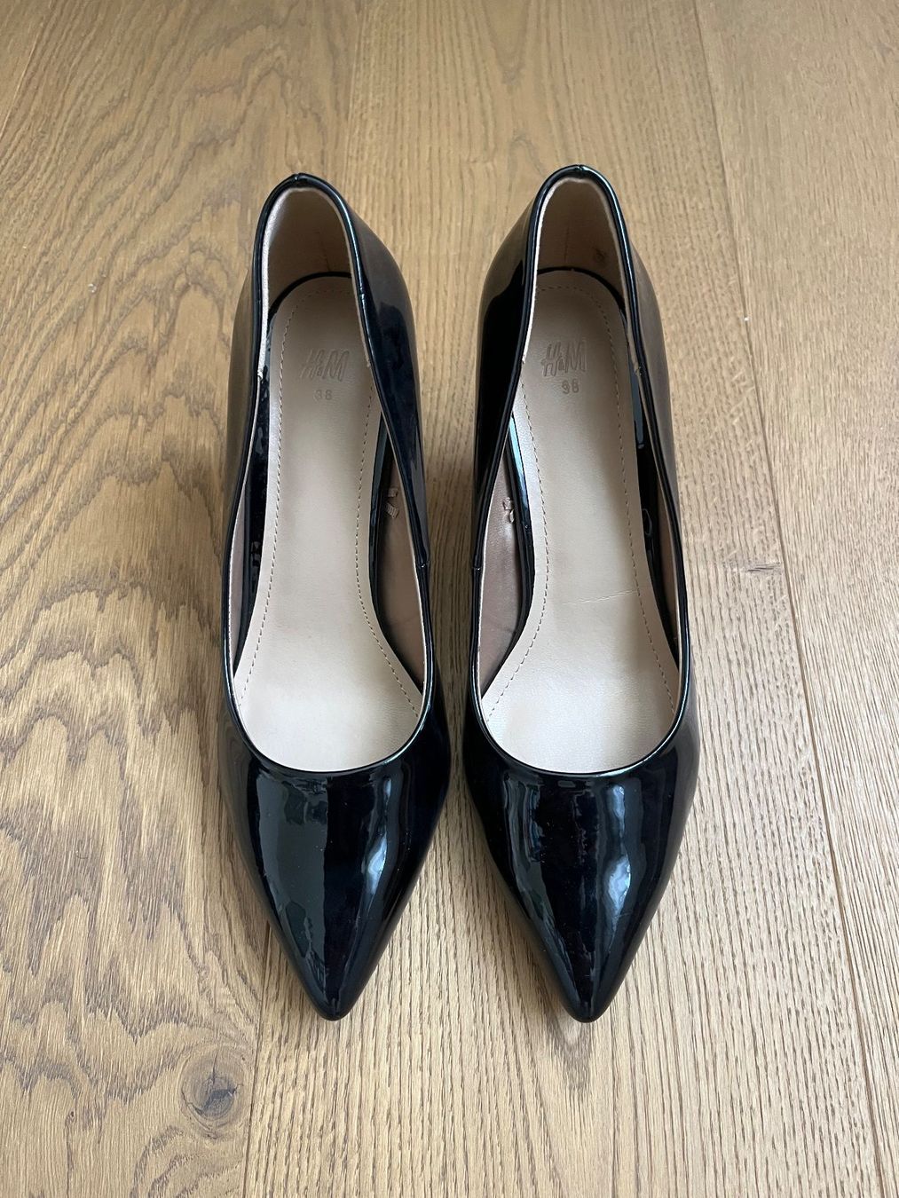 H&M Scarpe da donna: Damenschuhe/Pumps – Usato da Balgach venduto da Olieto