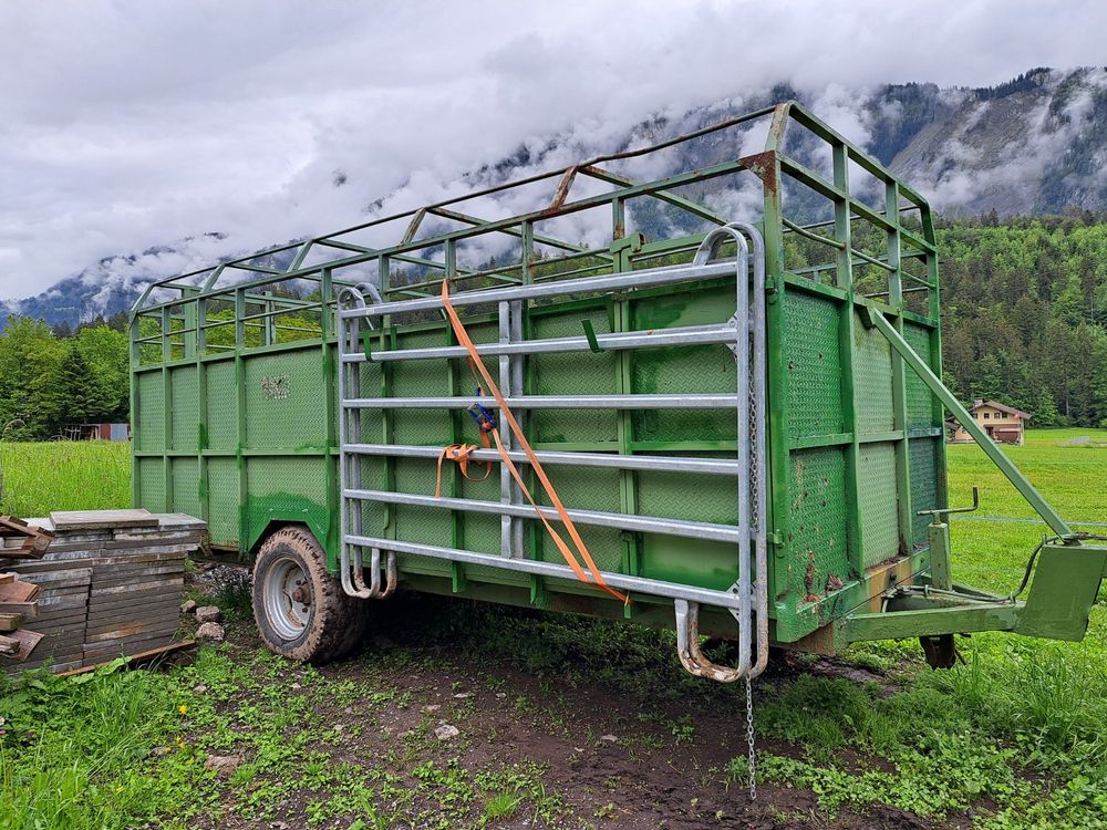 viehwagen-tiertransporter-gebraucht-in-brienz-be-f-r-chf-4010-nur