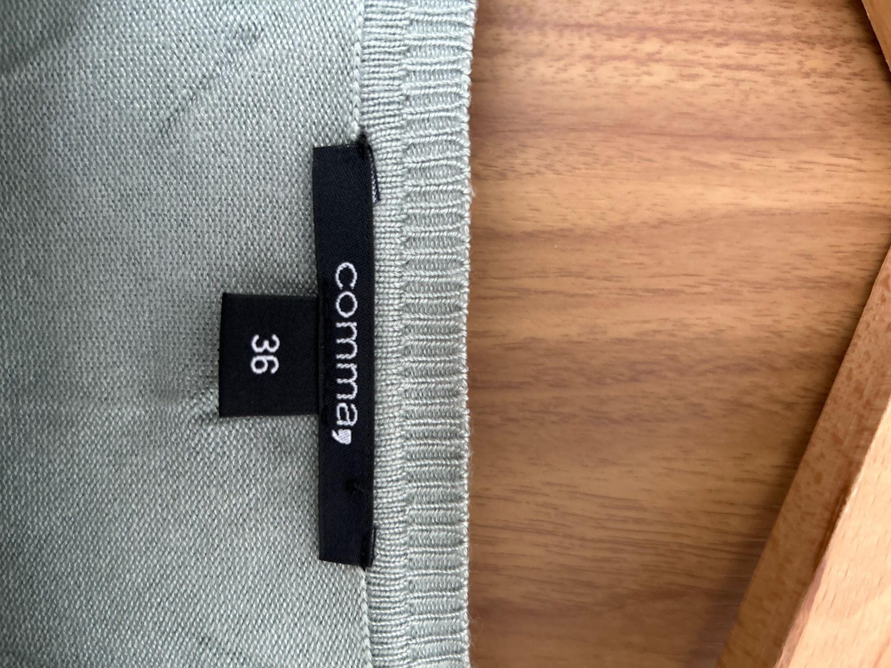 Comma Maglioni & Felpe: Neu Damen Bluse Commander Gr. 36 – Nuovo (secondo la descrizione) da Dulliken venduto da Lindt.1845 1