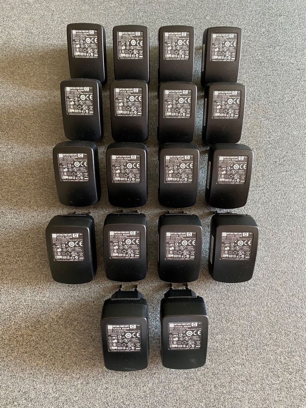 Hewlett Packard Caricabatterie: 18 Switching Usb Power Adapter HP PSB05R – Nuovo e nell'imballaggio originale da Muttenz venduto da Fantom03
