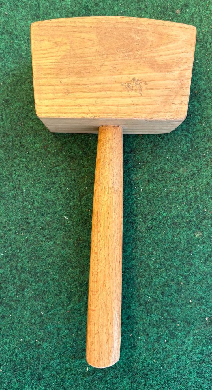 Tutti gli attrezzi: HOLZ HAMMER – Usato da Ostermundigen venduto da wini63