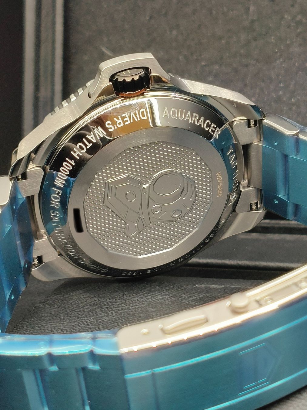 Tag Heuer Uhren: TAG Heuer – Neu und originalverpackt aus La Chaux-de-Fonds von curtitswisswatches 7