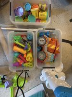 Play-Doh Set mit Knete und Zubehör in drei Boxen