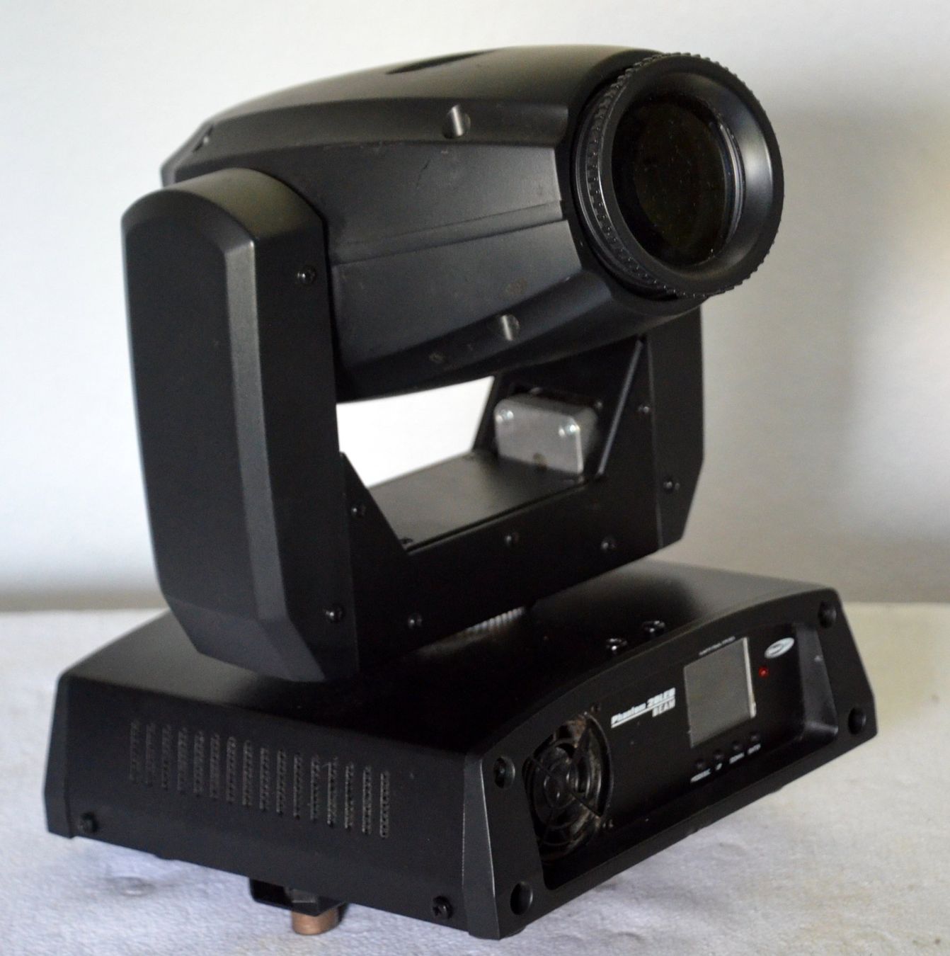 Showtec Lampade: ShowTec Phantom 20 LED Beam – Usato da Collonges venduto da arashee 3