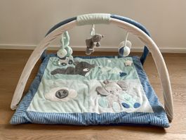 Sehr schönes Baby Gym mit Spieldecke zum Fühlen und Hören