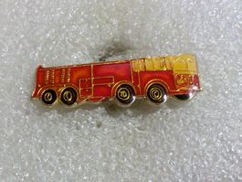 Ansteckpin 204: Feuerwehr LKW