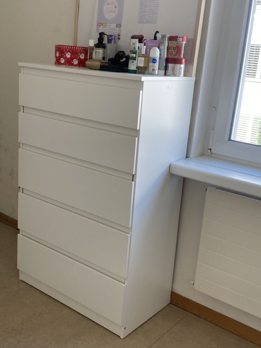 Commodes: NEU Weisse Kommode 5 Schubladen IKEA – Neuf (Voir description) à Zürich par zar_hw8p 2