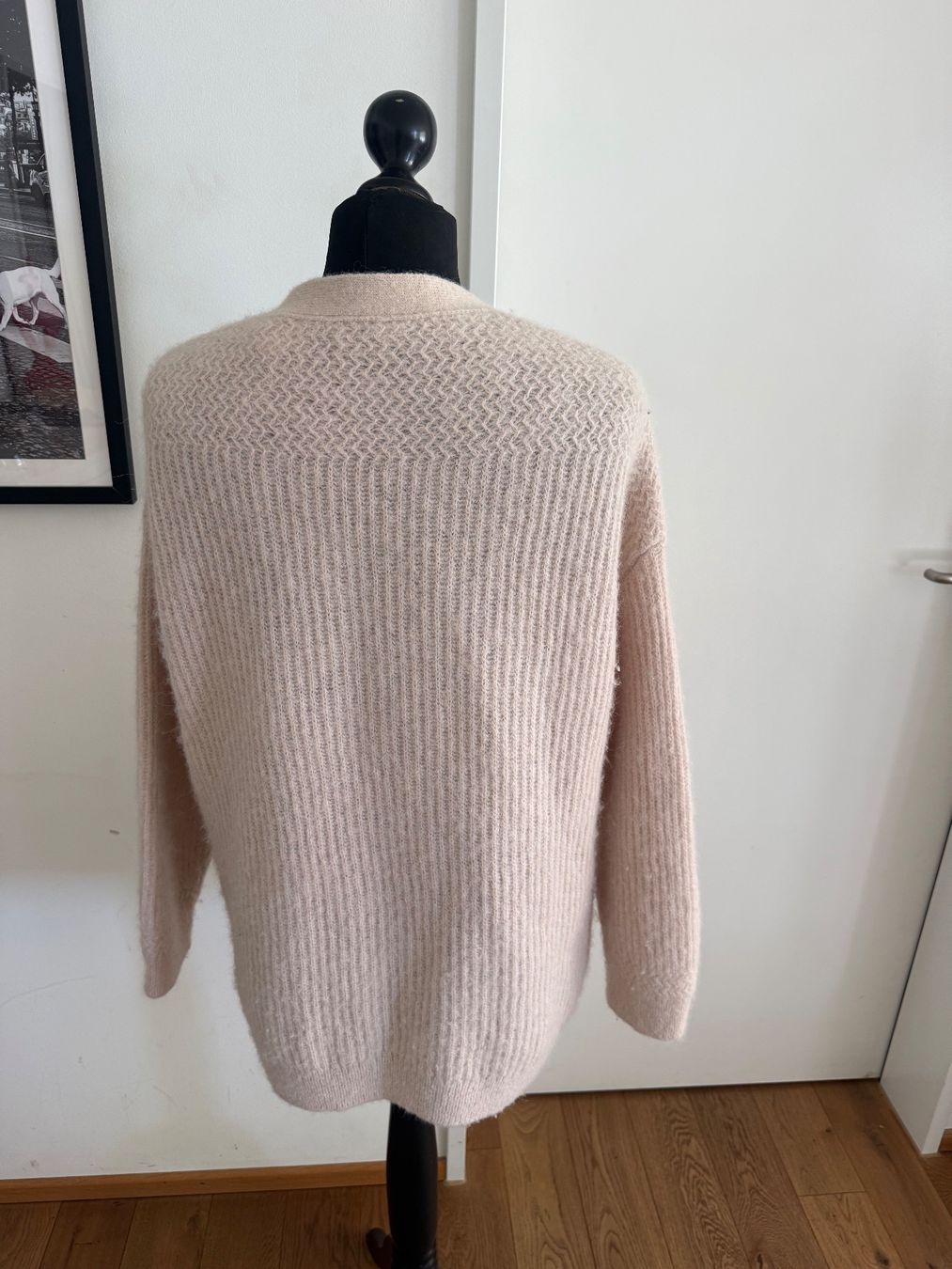 Closed Jacken: Closed Jacke beige Pulli Strickjacke ML – Gebraucht aus Wallisellen von Aboutfashion 2